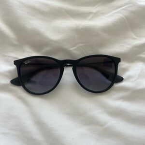 Black Ray Ban